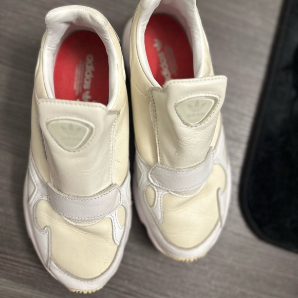 Adidas Falcon RX Triple White size 8 women great condition only worn a few times - Picture 3 of 11